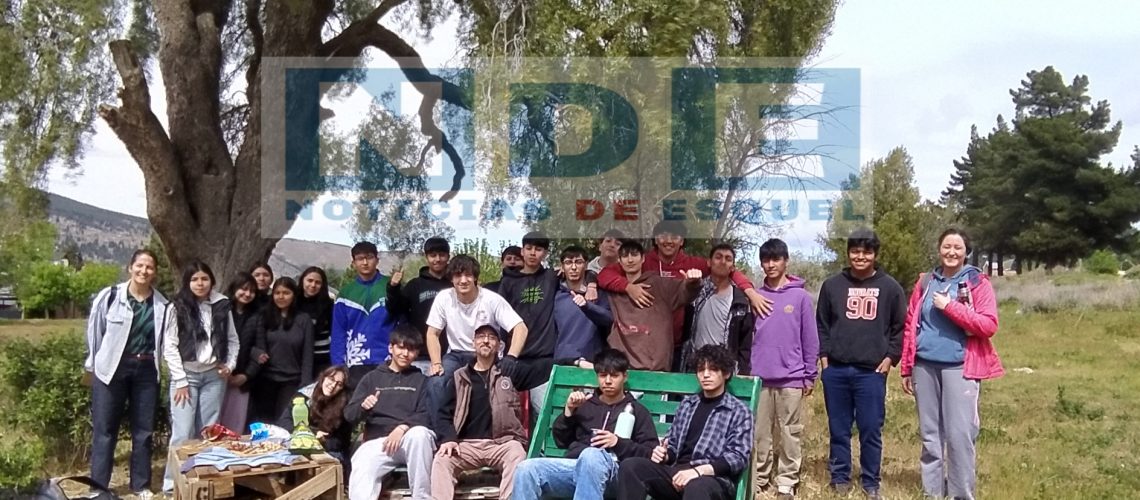 {"remix_data":[],"remix_entry_point":"challenges","source_tags":["local"],"origin":"unknown","total_draw_time":0,"total_draw_actions":0,"layers_used":0,"brushes_used":0,"photos_added":0,"total_editor_actions":{},"tools_used":{"transform":2},"is_sticker":false,"edited_since_last_sticker_save":true,"containsFTESticker":false}