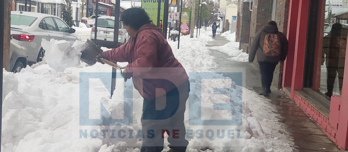 Picsart_22-07-26_08-37-22-311