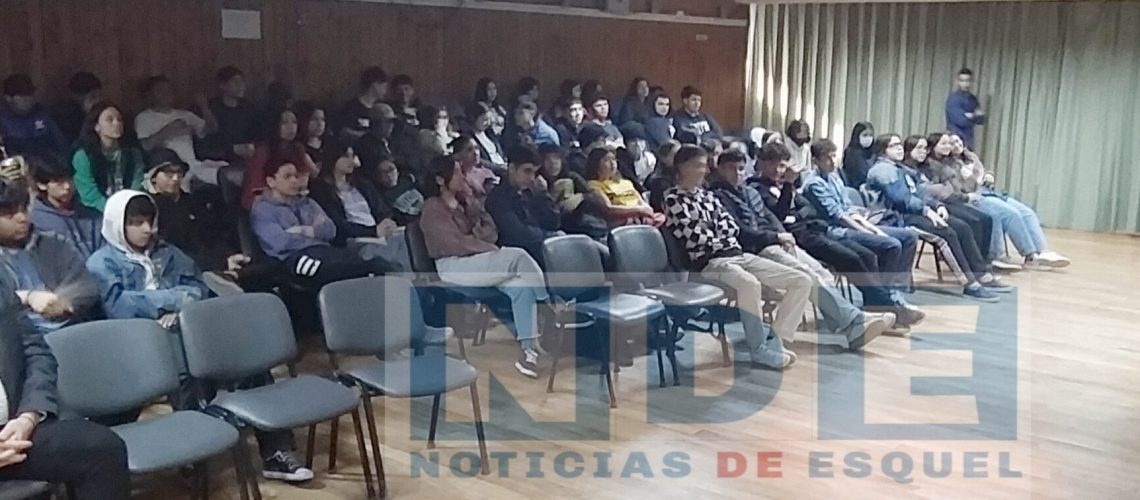 Picsart_22-09-29_12-12-39-243 Picsart_22-09-29_12-12-39-243