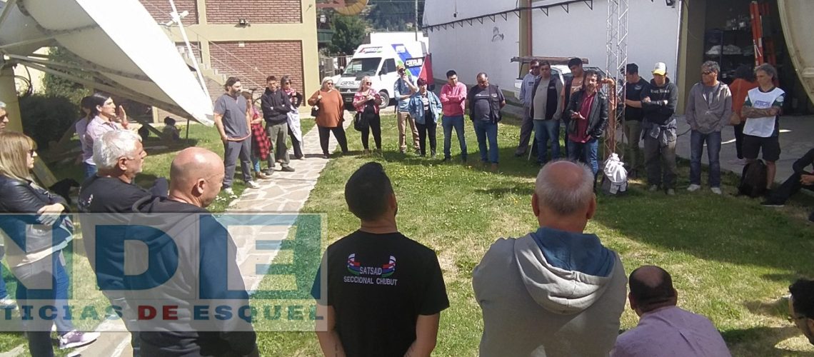 Picsart_23-01-03_19-38-34-978