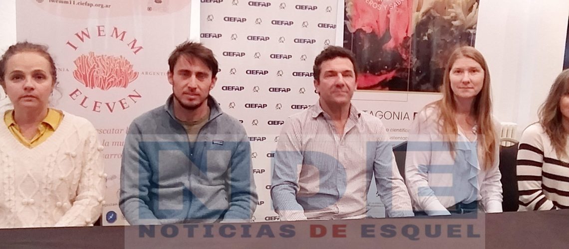 {"remix_data":[],"remix_entry_point":"challenges","source_tags":["local"],"origin":"unknown","total_draw_time":0,"total_draw_actions":0,"layers_used":0,"brushes_used":0,"photos_added":0,"total_editor_actions":{},"tools_used":{},"is_sticker":false,"edited_since_last_sticker_save":false,"containsFTESticker":false}