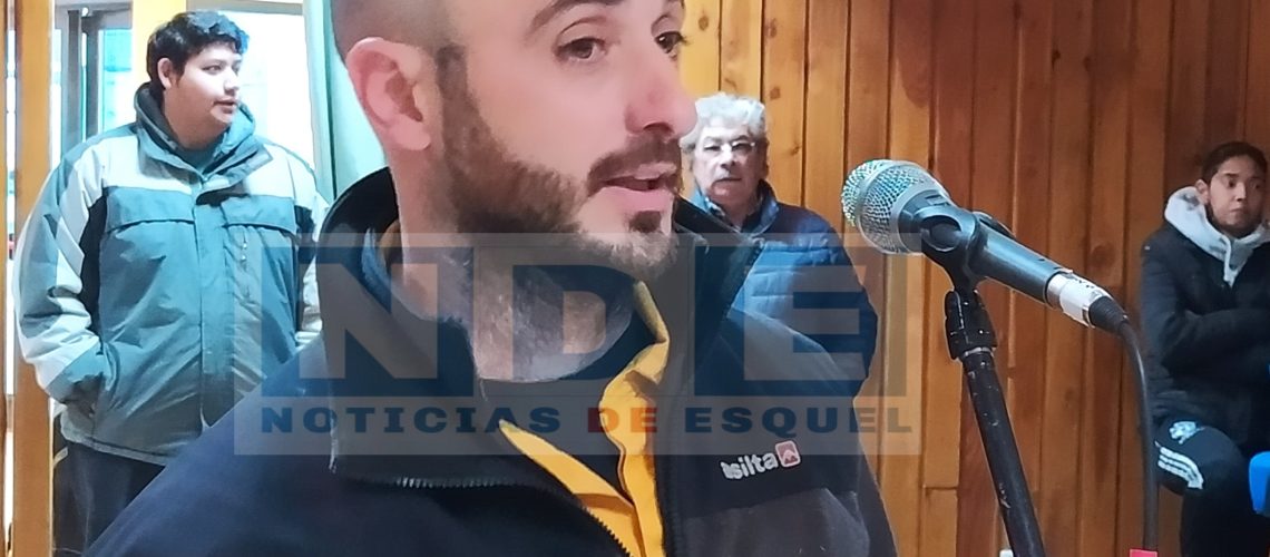 {"remix_data":[],"remix_entry_point":"challenges","source_tags":["local"],"origin":"unknown","total_draw_time":0,"total_draw_actions":0,"layers_used":0,"brushes_used":0,"photos_added":0,"total_editor_actions":{},"tools_used":{},"is_sticker":false,"edited_since_last_sticker_save":false,"containsFTESticker":false}