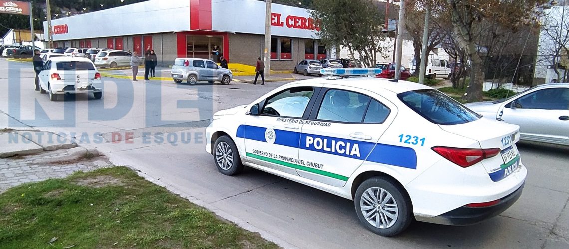 {"remix_data":[],"remix_entry_point":"challenges","source_tags":["local"],"origin":"unknown","total_draw_time":0,"total_draw_actions":0,"layers_used":0,"brushes_used":0,"photos_added":0,"total_editor_actions":{},"tools_used":{},"is_sticker":false,"edited_since_last_sticker_save":false,"containsFTESticker":false}