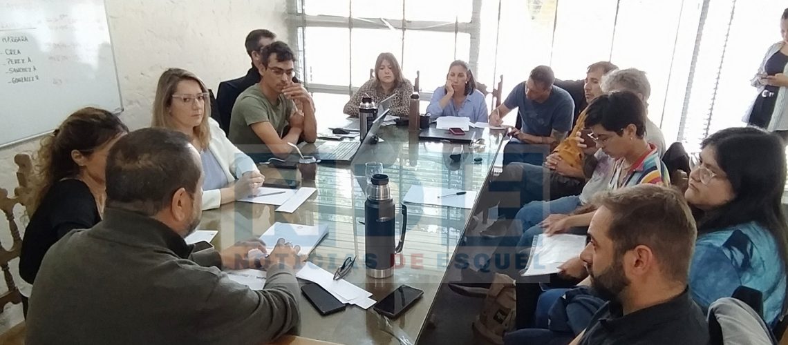 {"remix_data":[],"remix_entry_point":"challenges","source_tags":["local"],"origin":"unknown","total_draw_time":0,"total_draw_actions":0,"layers_used":0,"brushes_used":0,"photos_added":0,"total_editor_actions":{},"tools_used":{},"is_sticker":false,"edited_since_last_sticker_save":false,"containsFTESticker":false}