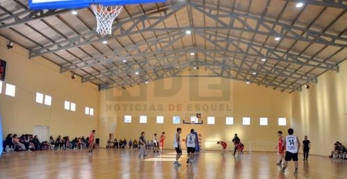 Lindo Gimnasio Municipal 2 en El Maitén