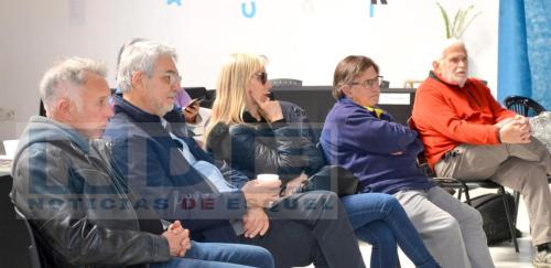 9-12-2024 feria del libro lago puelo 1