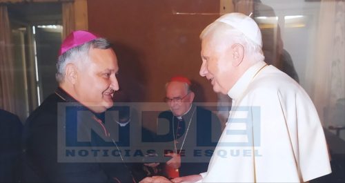 Monseñor Slaby con el Papa Benedicto XVI. Joseph Alois Ratzinger